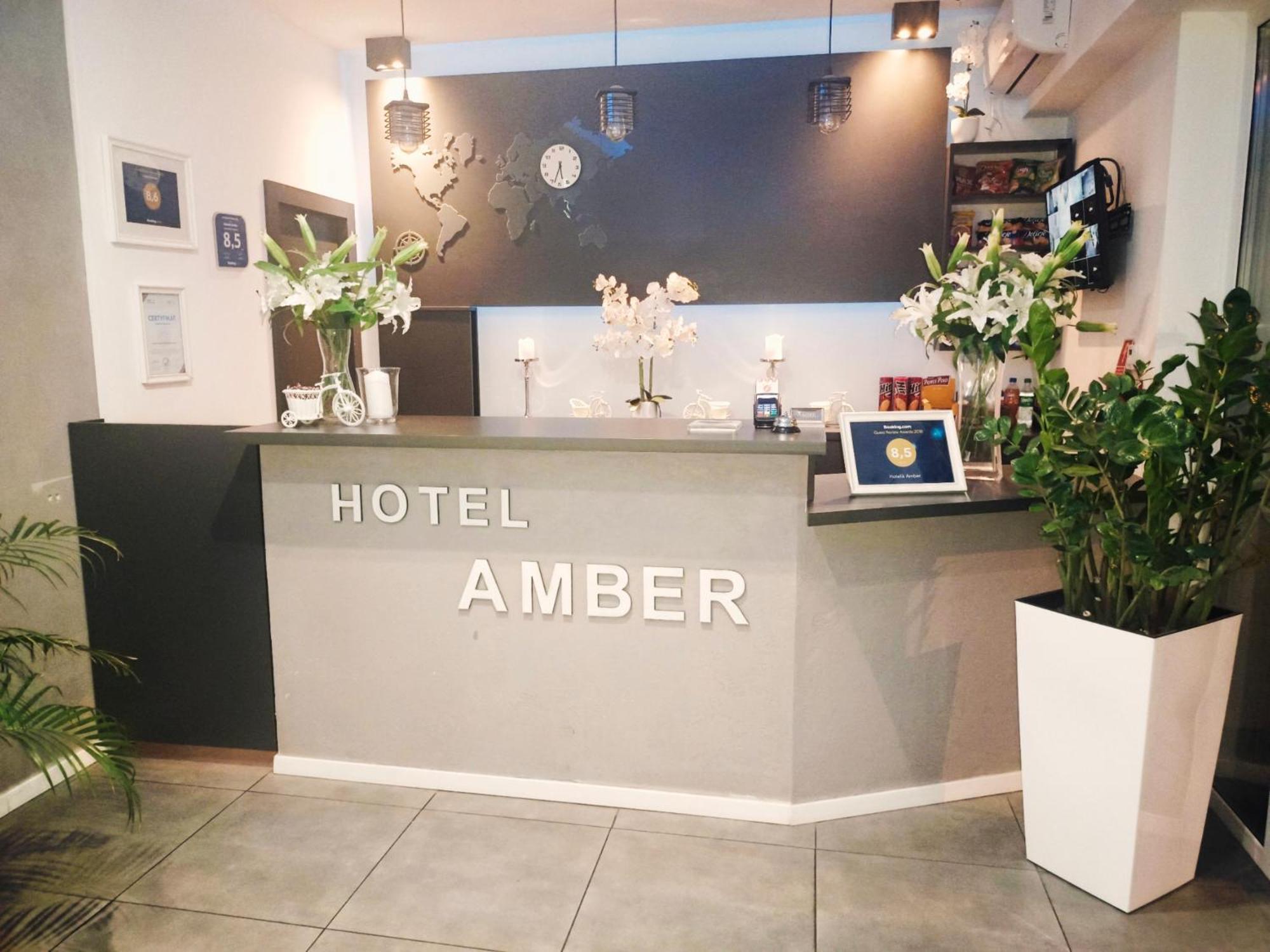 Hotelik & Restauracja Amber Raszyn Buitenkant foto